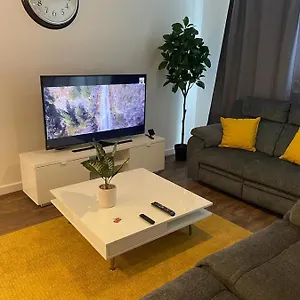 Defining Luxury, Comfort& Class2 Barking (Greater London)
