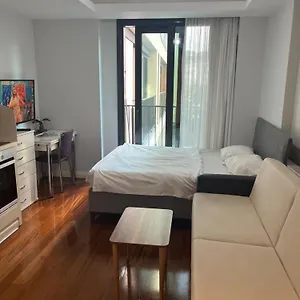  Апартаменты Flat-one In Lux Near Taksim-beyoglu